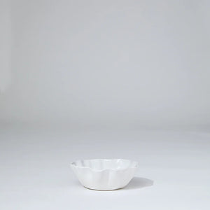 Ruffle Bowl Snow White Small