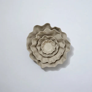 Ruffle Bowl Chalk White Medium