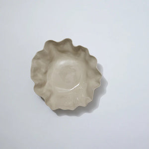 Ruffle Bowl Chalk White Large