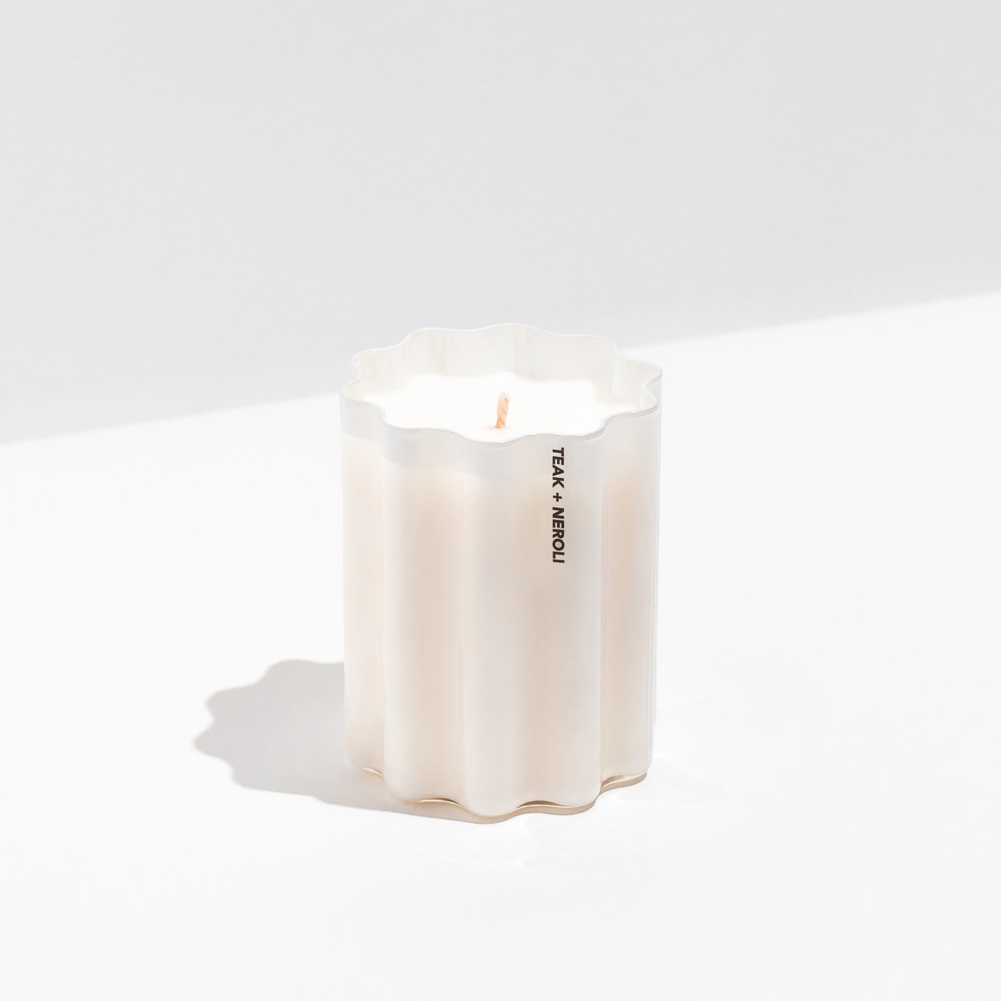 Fazeek Teak+ Neroli Wave Candle