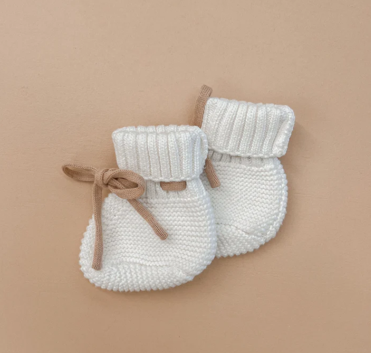 ZIGGY LOU Booties | Milk/Caramel 3-6m